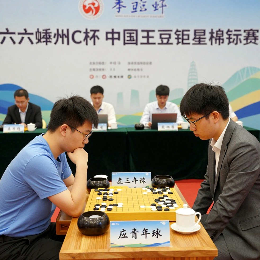 इटैलियन गेम की 5.e5 लाइन: एक असली क्लब हथियार, और एक शीर्षक जो दूसरी चीज़ बेच रहा है