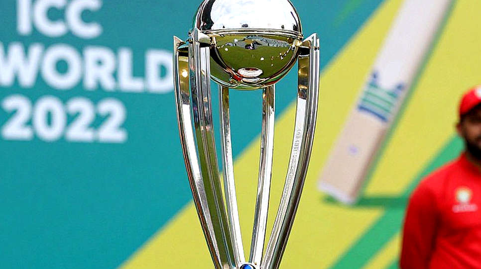 Light Stops Play in Mirpur, Sadman Unbeaten on 99 — But the Real Truth of 213/3 Isn't on the Scorecard Light Stops Play in Mirpur, Sadman Unbeaten on 99 — But the Real Truth of 213/3 Isn't on the Scorecard